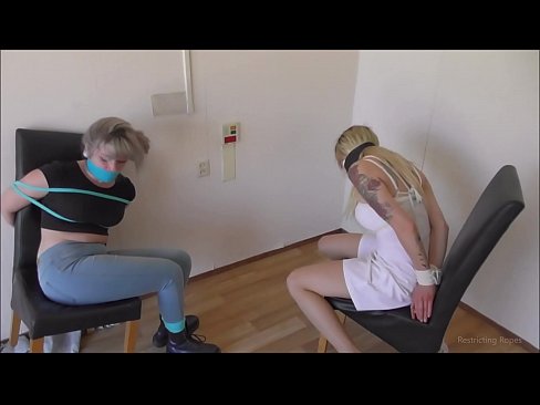 ❤️ Závislá / svázaná a s roubíkem / dáma v nesnázích ❌ Šukání video u cs.super-vip.top ️❤